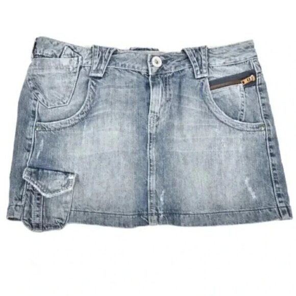 Vintage Guess Denim Jean Mini Skirt Cargo Flap Pockets Size 30 - Picture 5 of 10